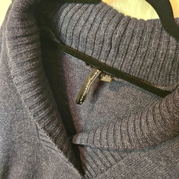 Razzle Dazzle Classic Short Sleeve Knit Tunic (NWOT) - Picture 2 of 4